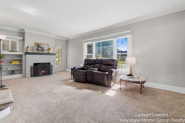 213 E Milham Avenue, Portage City, MI 49002