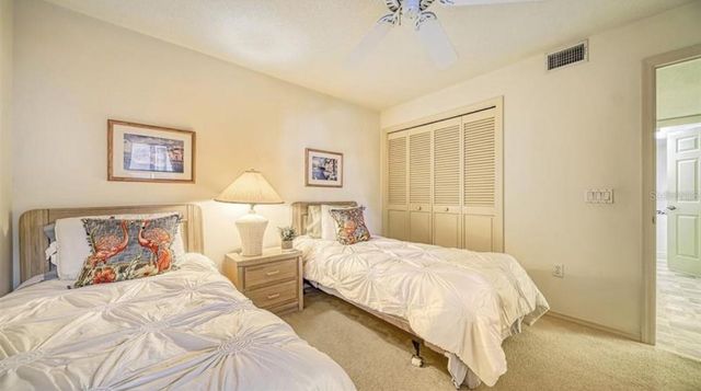 5655 SHEFFIELD GREENE CIRCLE 61, Sarasota, FL 34235