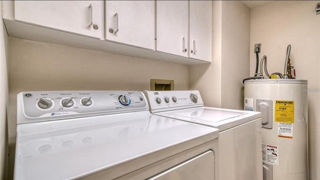 5655 SHEFFIELD GREENE CIRCLE 61, Sarasota, FL 34235