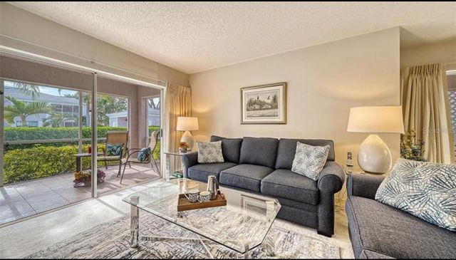 5655 SHEFFIELD GREENE CIRCLE 61, Sarasota, FL 34235