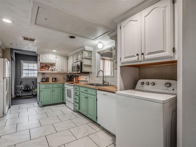 1321 N Ash Street, Guthrie, OK 73044