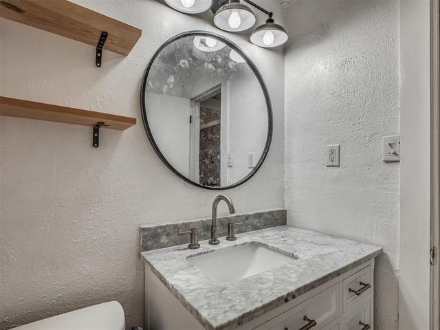 1321 N Ash Street, Guthrie, OK 73044