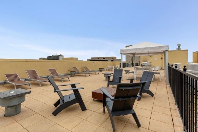 585 585 9th St 443, Oakland, CA 94607