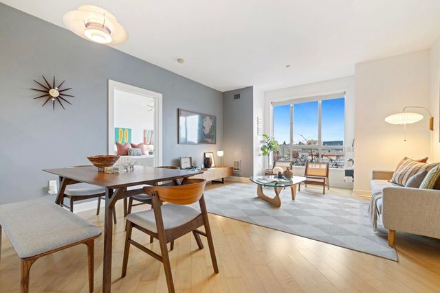 585 585 9th St 443, Oakland, CA 94607