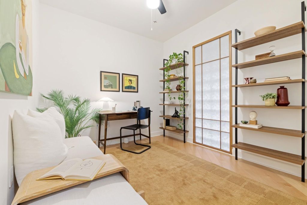 Image 15 of property listing at 585 585 9th St 443, Oakland, CA 94607