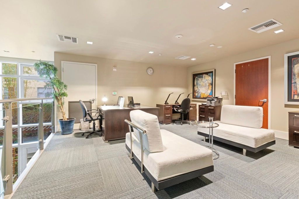 Image 26 of property listing at 585 585 9th St 443, Oakland, CA 94607