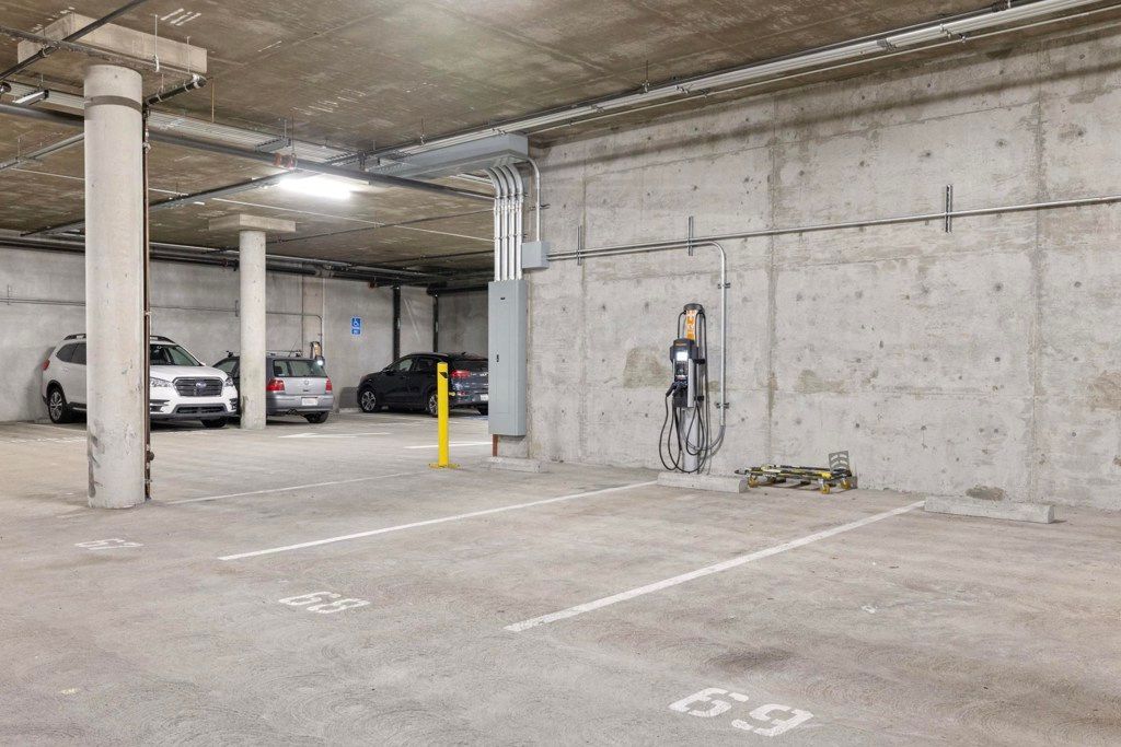 Image 29 of property listing at 585 585 9th St 443, Oakland, CA 94607