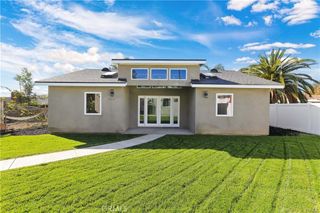 552 N Cambridge St, Orange, CA 92867