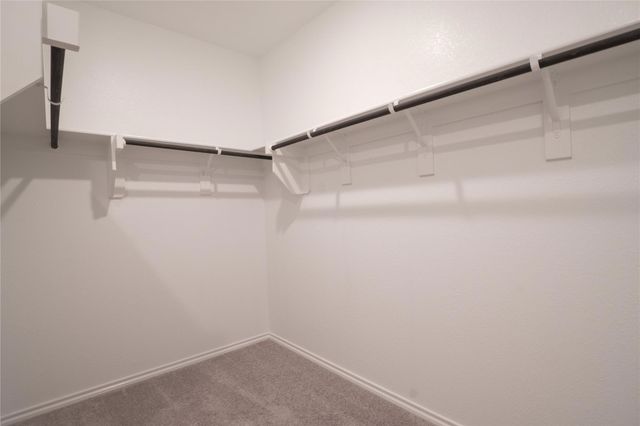 951 Hurstwood Drive, Van Alstyne, TX 75495