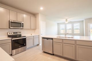 951 Hurstwood Drive, Van Alstyne, TX 75495