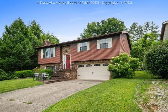 2600 Hayslette Avenue, Hurricane, WV 25526