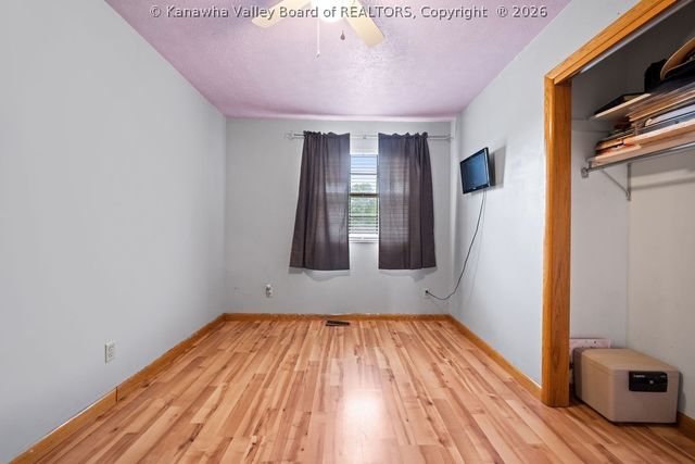2600 Hayslette Avenue, Hurricane, WV 25526