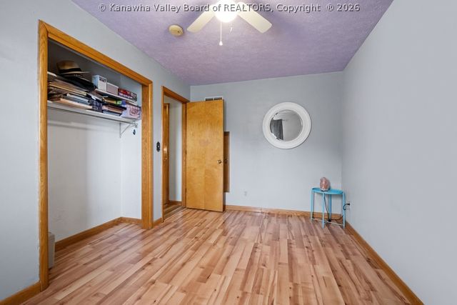 2600 Hayslette Avenue, Hurricane, WV 25526