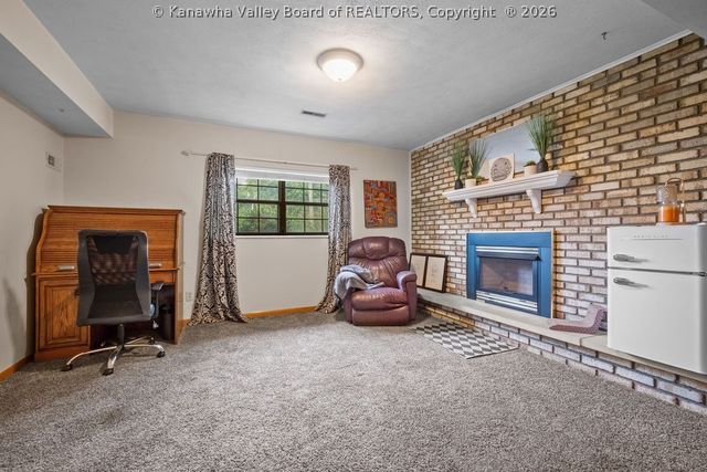 2600 Hayslette Avenue, Hurricane, WV 25526