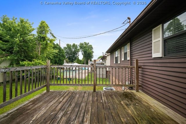 2600 Hayslette Avenue, Hurricane, WV 25526