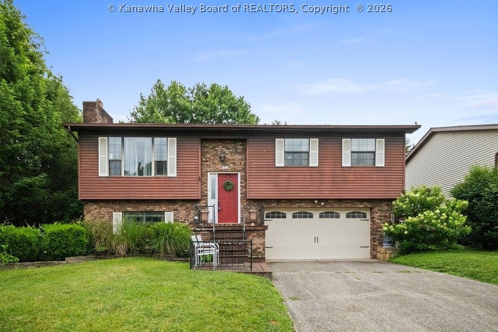 2600 Hayslette Avenue, Hurricane, WV 25526