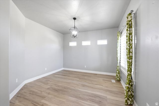 15198 S MULE TRAIN DR, Bluffdale, UT 84065