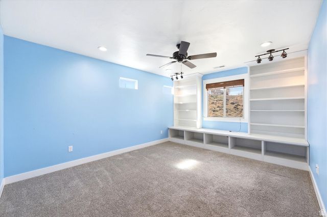 15198 S MULE TRAIN DR, Bluffdale, UT 84065