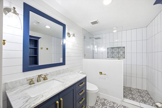 15198 S MULE TRAIN DR, Bluffdale, UT 84065