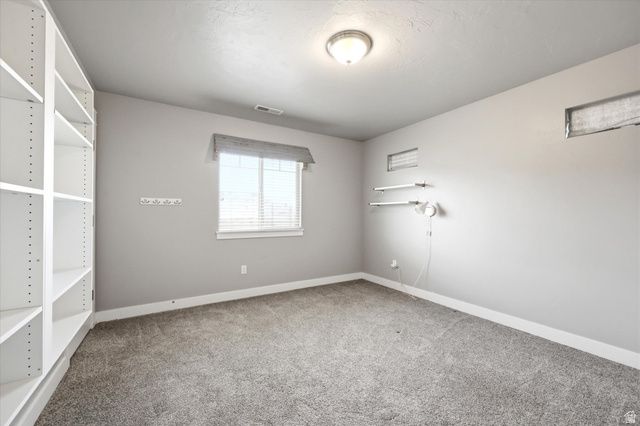 15198 S MULE TRAIN DR, Bluffdale, UT 84065