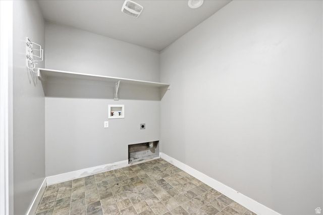 15198 S MULE TRAIN DR, Bluffdale, UT 84065