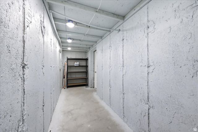 15198 S MULE TRAIN DR, Bluffdale, UT 84065