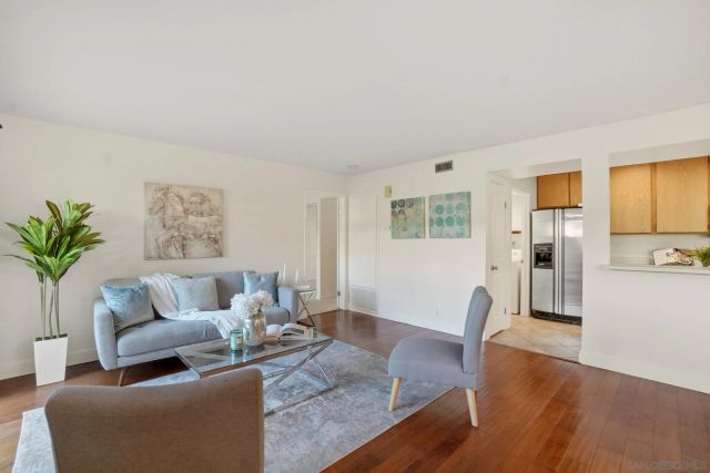 4040 Porte La Paz 76, San Diego, CA 92122