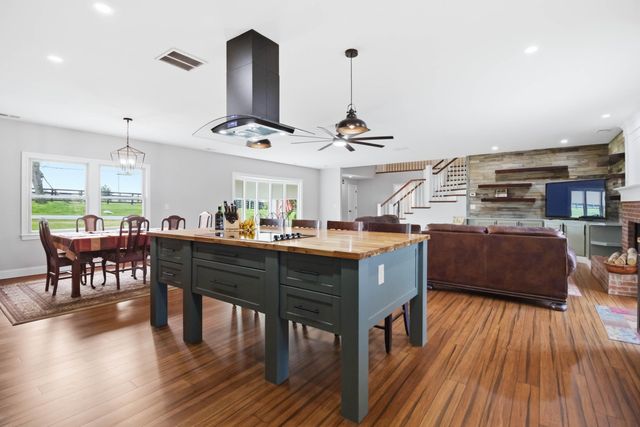 3425 Ironworks Road, Georgetown, KY 40324