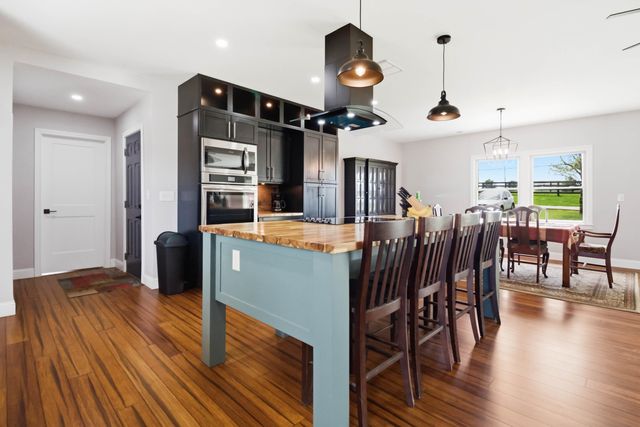 3425 Ironworks Road, Georgetown, KY 40324