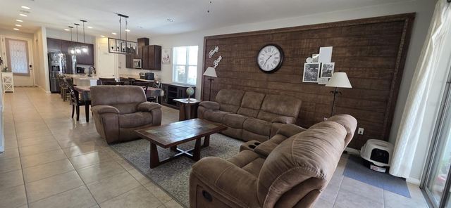 906 FALLON HILLS DRIVE, Haines City, FL 33844