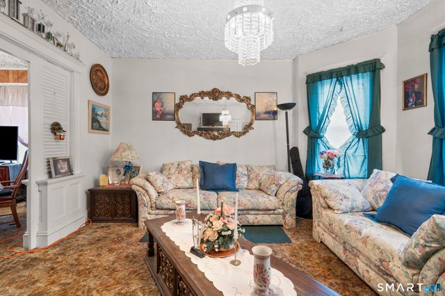 148 Kent Street, Hartford, CT 06112