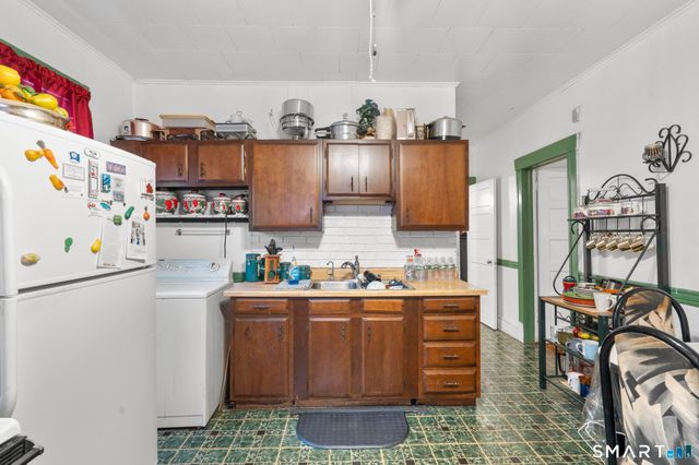 148 Kent Street, Hartford, CT 06112