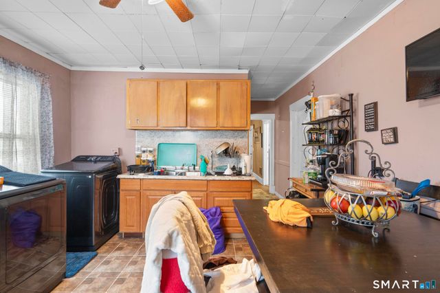 148 Kent Street, Hartford, CT 06112