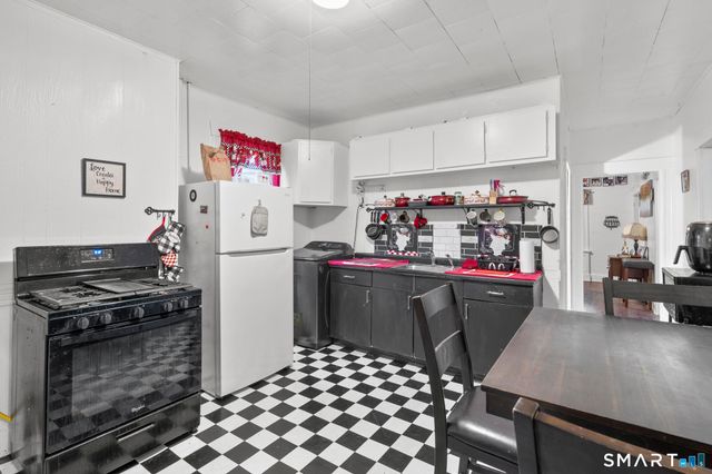 148 Kent Street, Hartford, CT 06112