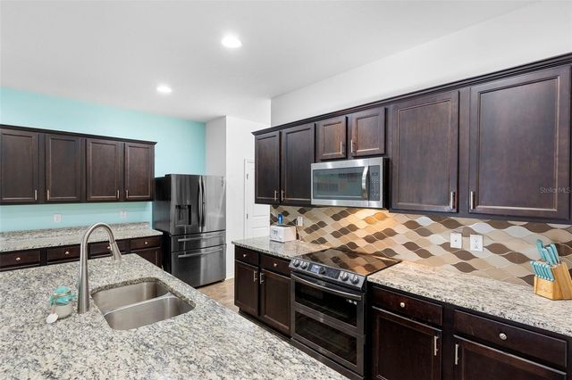 977 LANCELOT DRIVE, Lake Wales, FL 33853