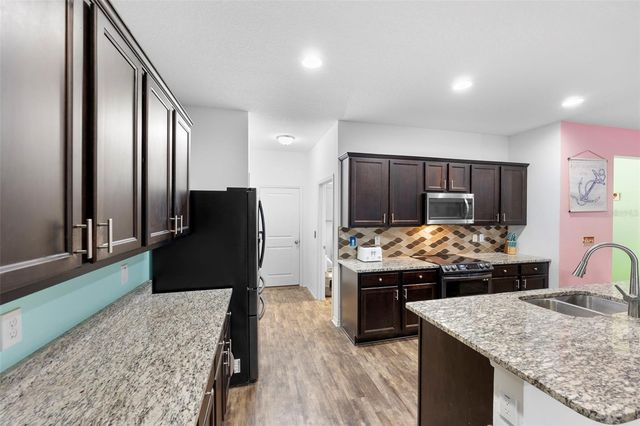 977 LANCELOT DRIVE, Lake Wales, FL 33853