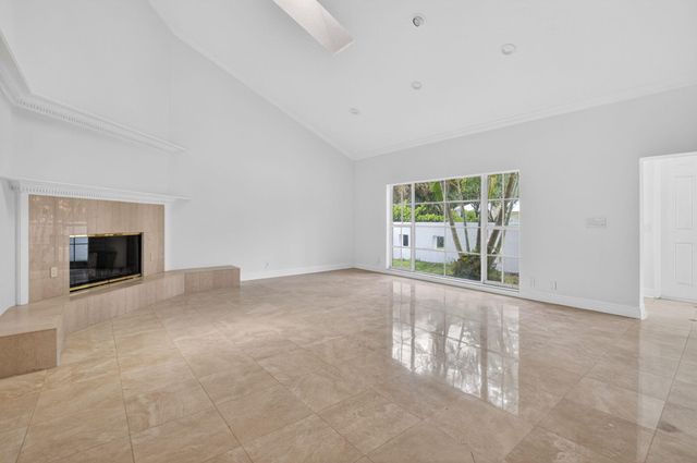 8044 Twin Lake Drive, Boca Raton, FL 33496