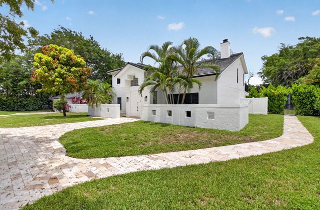 8044 Twin Lake Drive, Boca Raton, FL 33496