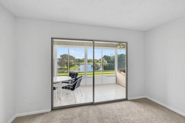 2902 Victoria Circle H4, Coconut Creek, FL 33066