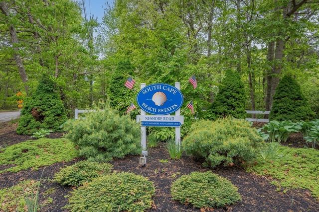 10 Neshobe Road, Mashpee, MA 02649