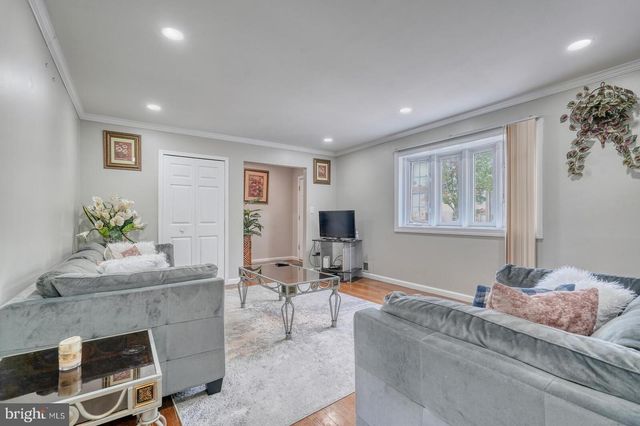 5604 ROLLINS LN, Capitol Heights, MD 20743