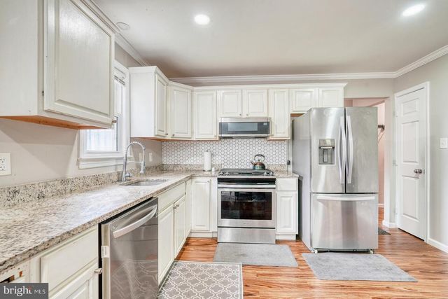 5604 ROLLINS LN, Capitol Heights, MD 20743