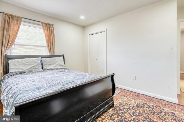 5604 ROLLINS LN, Capitol Heights, MD 20743