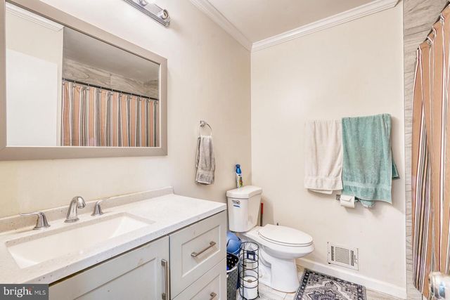 5604 ROLLINS LN, Capitol Heights, MD 20743