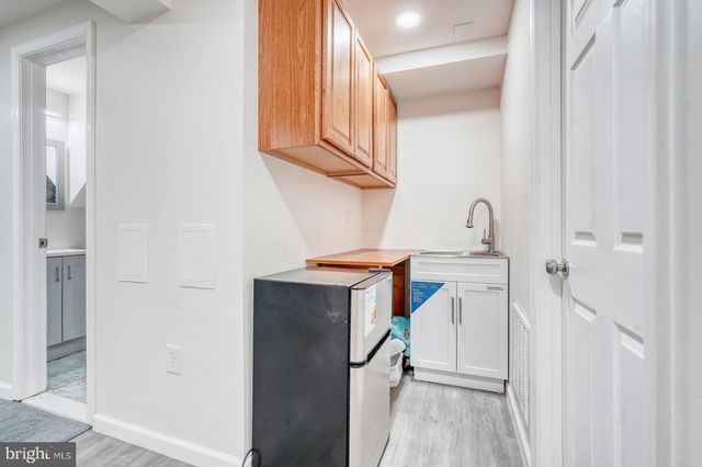 5604 ROLLINS LN, Capitol Heights, MD 20743