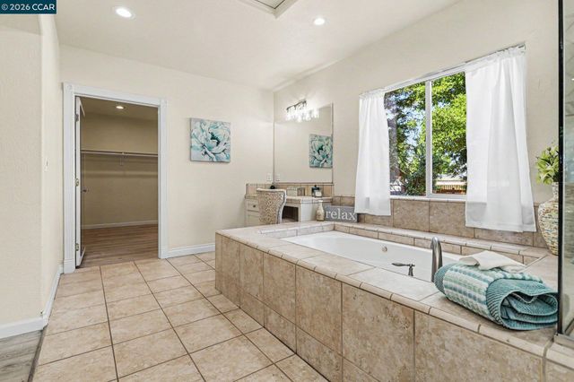 1244 Veale Ave, Martinez, CA 94553