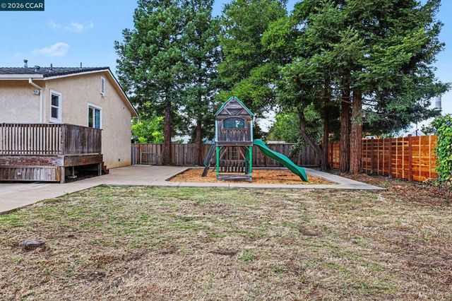 1244 Veale Ave, Martinez, CA 94553