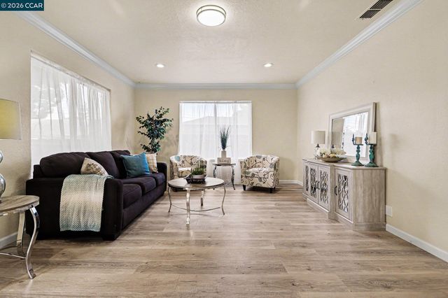 1244 Veale Ave, Martinez, CA 94553