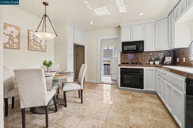 1244 Veale Ave, Martinez, CA 94553