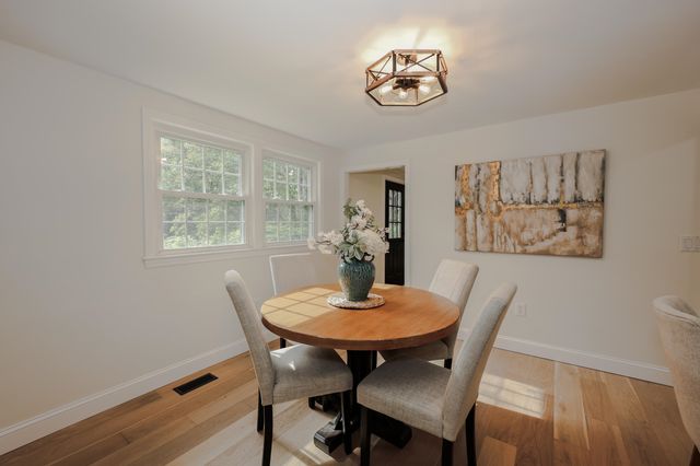 9 Northfield Road, Amherst, NH 03031